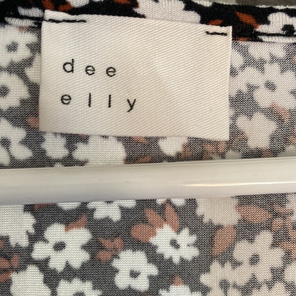 Dee Elly Floral Mini dress - Picture 3 of 4